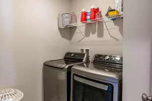 1031 Turnstone Dr, Fogelsville, PA 18051 - Photo 18