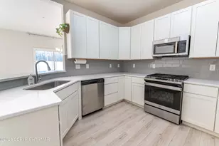 164 Maureen Ln, Allentown, PA 18104 - Photo 6