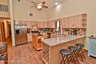 110 Saddle Ct, Stroudsburg, PA 18360 - Photo 12