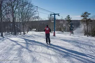 1093 Porter Dr, Bushkill, PA 18324 - Photo 48