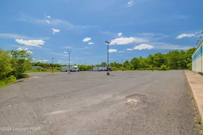  5357 Development Park Drive, Pocono Summit, PA 18346 - Photo 32