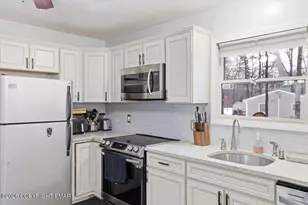 120 Linn Cir, Bushkill, PA 18324 - Photo 14