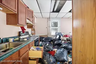 442 Main St, Gouldsboro, PA 18424 - Photo 12