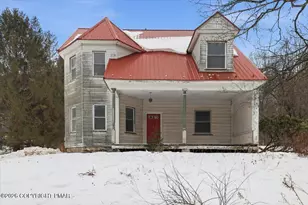 442 Main St, Gouldsboro, PA 18424 - Photo 34