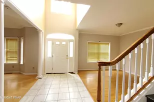 106 Swartsburo Dr, Tamiment, PA 18371 - Photo 2