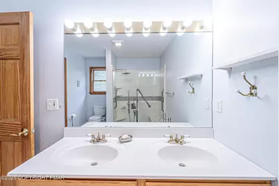  142 Bloss Road, Greentown, PA 18325 - Photo 70