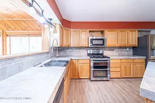 142 Bloss Rd, Greentown, PA 18325 - Photo 26