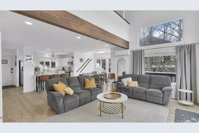  270 Big Pocono Pass, Tannersville, PA 18372 - Photo 18