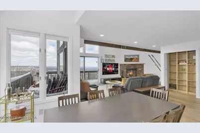  270 Big Pocono Pass, Tannersville, PA 18372 - Photo 10