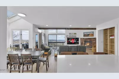  270 Big Pocono Pass, Tannersville, PA 18372 - Photo 8