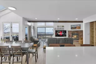 270 Big Pocono Pass, Tannersville, PA 18372 - Photo 8