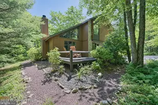 143 Moseywood Rd, Lake Harmony, PA 18624 - Photo 2