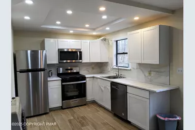  1027 Valley Road, Newfoundland, PA 18445 - Photo 10