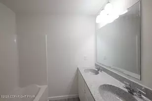 1125 Glouster Rd, Tobyhanna, PA 18466 - Photo 34