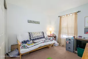 195 Kensington Dr, Bushkill, PA 18324 - Photo 32