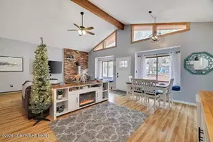 242 St Andrews Dr, Middle Smithfield, PA 18324 - Photo 8