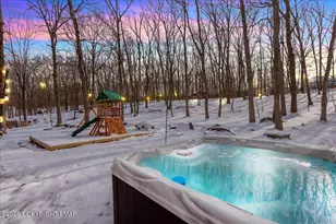 1316 Kensington Dr, East Stroudsburg, PA 18301 - Photo 4