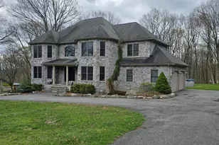 5132 Pocono Park Park, Swiftwater, PA 18370 - Photo 2
