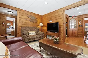 115 Crest Dr, Lake Harmony, PA 18624 - Photo 8