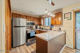 7646 Rainbow Dr, Tobyhanna, PA 18466 - Photo 4