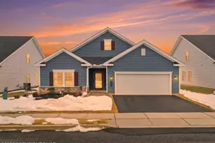 3868 Victors Way, Easton, PA 18045 - Photo 1
