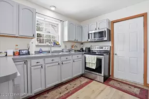 2322 Southridge Dr, East Stroudsburg, PA 18302 - Photo 12