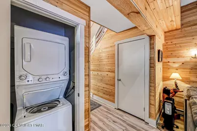  30 Elevator, Lake Harmony, PA 18624 - Photo 42