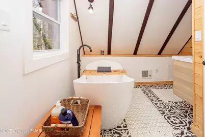  619 Washington Place, Tobyhanna, PA 18466 - Photo 6