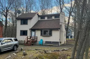 2631 Foxledge Dr, Tobyhanna, PA 18466 - Photo 1