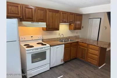  158 Ridge Drive, Tannersville, PA 18372 - Photo 8