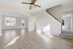 25 N 5th St, Bangor, PA 18013 - Photo 6