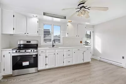  25 N 5th Street, Bangor, PA 18013 - Photo 8