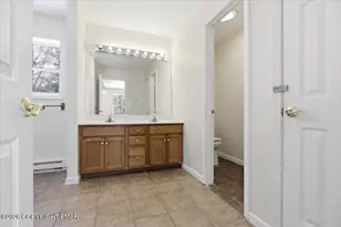 12 Devonshire Ln, Mount Pocono, PA 18344 - Photo 34