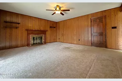  348 Wedgewood Drive, Easton, PA 18045 - Photo 14