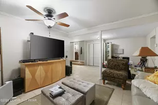 2110 Lansdale Dr, East Stroudsburg, PA 18301 - Photo 18