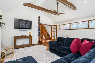 2206 Chatham Ct, Bushkill, PA 18324 - Photo 10