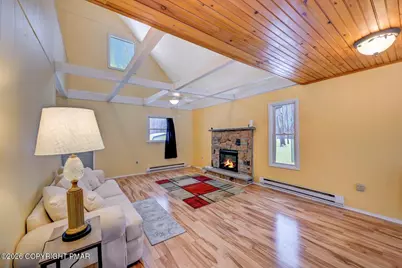  174 Bull Run, Long Pond, PA 18334 - Photo 12