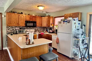 217 Bindale Rd, Tamiment, PA 18371 - Photo 6