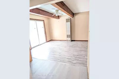  715 Country Pl Drive, Tobyhanna, PA 18466 - Photo 2