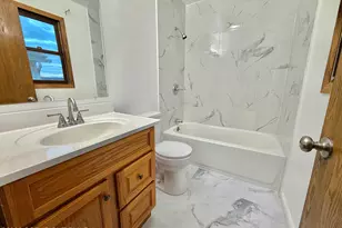 9 Mack St, Plains, PA 18705 - Photo 8