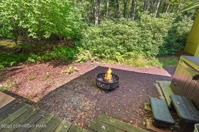  304 Foxglove Place, Pocono Pines, PA 18350 - Photo 34