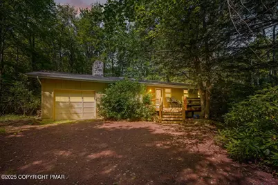  304 Foxglove Place, Pocono Pines, PA 18350 - Photo 2