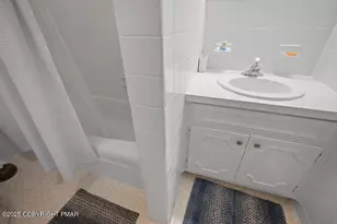 304 Foxglove Pl, Pocono Pines, PA 18350 - Photo 28