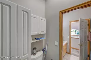 104 Yvette Ct, Dingmans Ferry, PA 18328 - Photo 28