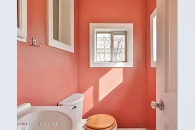  2045 Kenmore Avenue, Bethlehem, PA 18018 - Photo 22