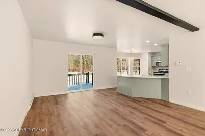  167 Bull Run, Long Pond, PA 18334 - Photo 8