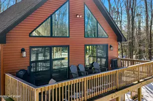 340 King Arthur Rd, Blakeslee, PA 18610 - Photo 18