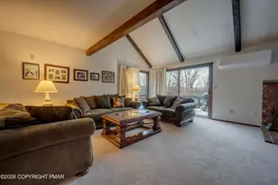 87 Cross Country Ln, Tannersville, PA 18372 - Photo 10