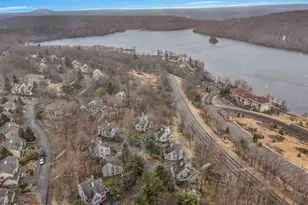 17 Rockspring Ct, Lake Harmony, PA 18624 - Photo 50