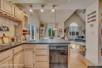  17 Rockspring Court, Lake Harmony, PA 18624 - Photo 14